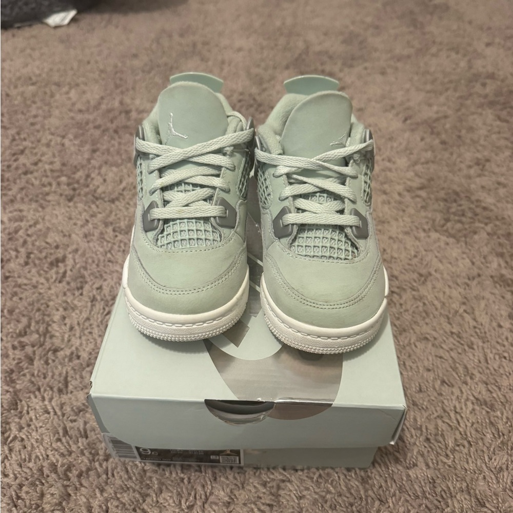 Jordan Kids Sneakers in Mint Green